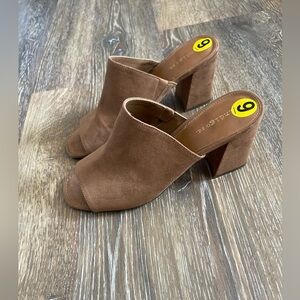 Indigo Rd Heels